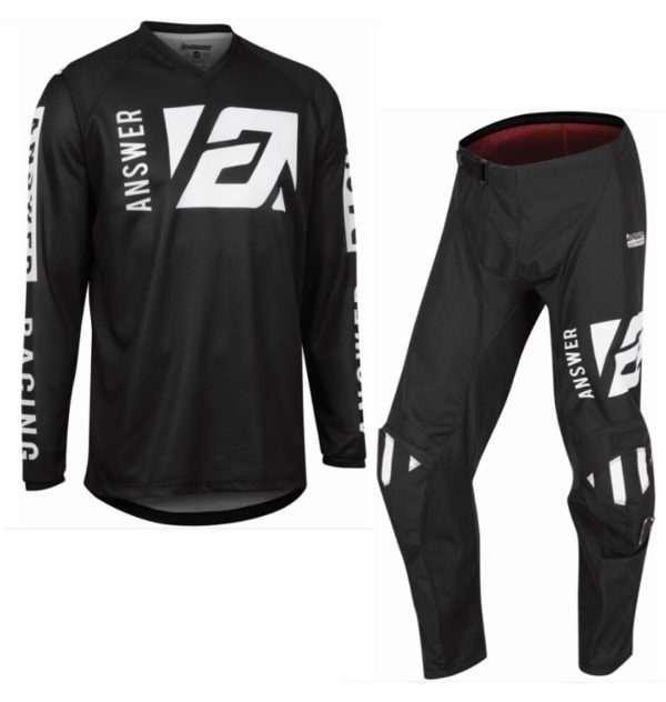 SYNCRONMERGEBLACKWHITE Product Variation