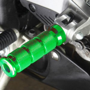 Bike It Replacement Suzuki Round Footpegs (Pillion – Green)