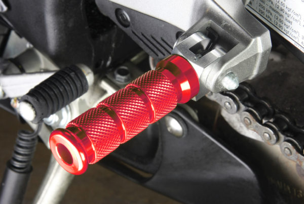 BikeTek Alloy Round Sports Footpegs Suzuki Rider/Pillion Red Type 1